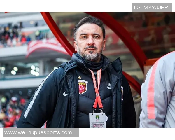 佩雷拉：两个月前球迷还唱我的姓名，现在他们却期望我被辞退